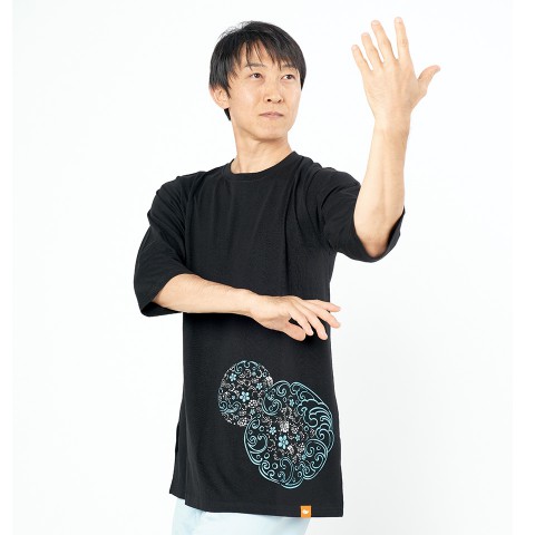 クルーネックスリット入り七分袖シャツ [花凛 (かりん) ] ブラック